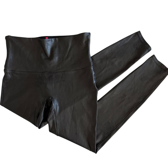 Spanx Faux Leather Leggings in Black Size XL - Picture 2 of 10